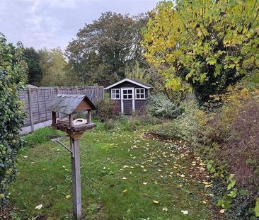 2 bedroom end of terrace house to rent - Photo 2