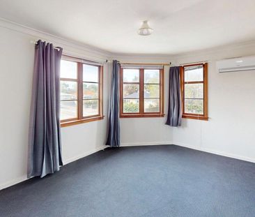Roslyn - 2 Bedrooms - Photo 4