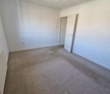 2 bedroom semi-detached house to rent - Photo 6