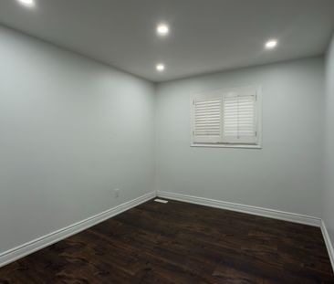 For Lease - 7479 Pickfair Drive, Mississauga, Ontario - Photo 5