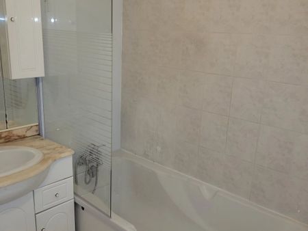 Location Maison 2 pièces 58 m2 à Cantenac - Photo 2