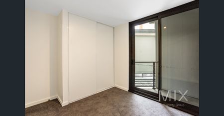 Experience Modern Urban Living: Your Stylish Apartment Awaits Near the City! - Photo 5