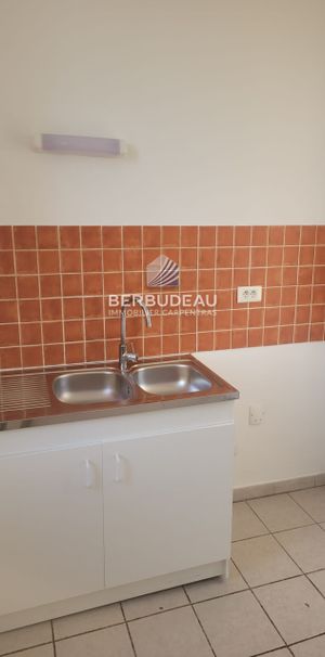 Location Appartement 2 pièces 35m² CARPENTRAS 84200 - Photo 1