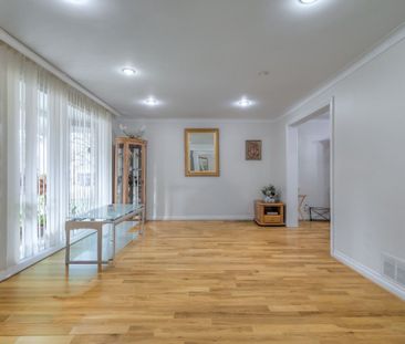 For Lease - 161 Highland Park Boulevard, Markham, Ontario - Photo 2