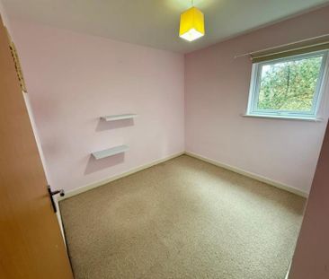 2 Bedroom Apartment To Let - Photo 4