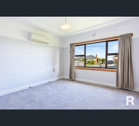 8 Margaret Street, Devonport, Tas 7310 - Photo 2