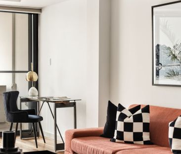 Fantastic North Facing City Apartment in Acclaimed 'The Giorgio' - Photo 3