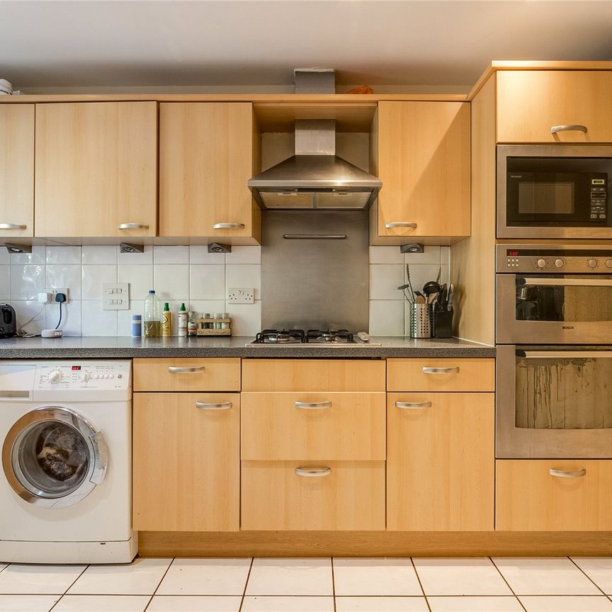 Herbert Mews, London, SW2, London - Photo 1