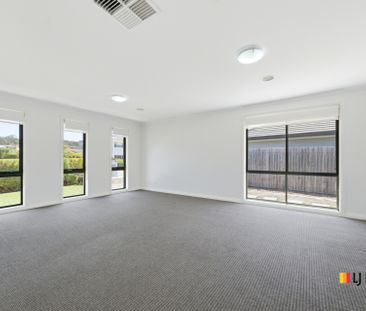 Four Bedroom Home in Casey - Photo 1