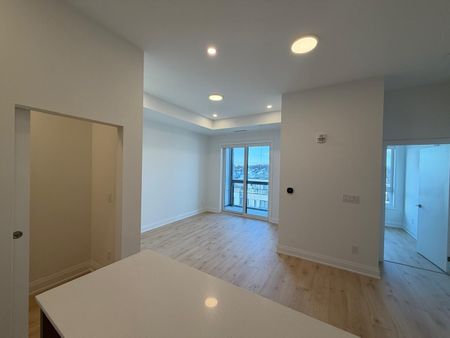 For Lease - 3250 Carding Mill Trail Unit# 516, Oakville, Ontario - Photo 3