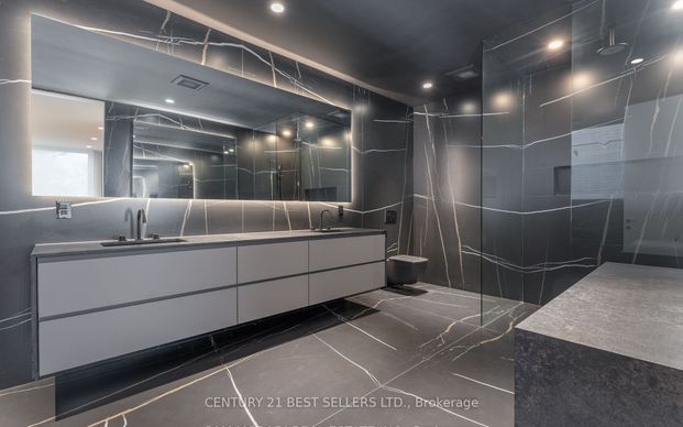 For Lease - 119 Cumberland Drive, Mississauga, Ontario - Photo 1