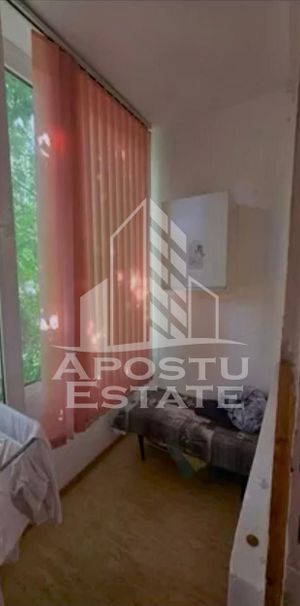 Apartament cu 2 camere - Centrala proprie, Complex Studentesc - Photo 1