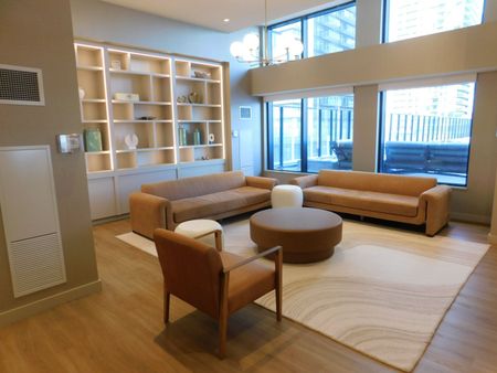 For Lease - 8960 Jane Street Unit# 2001, Vaughan, Ontario - Photo 3