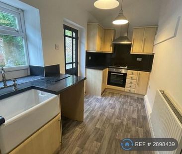 2 bedroom terraced house to rent - Photo 1