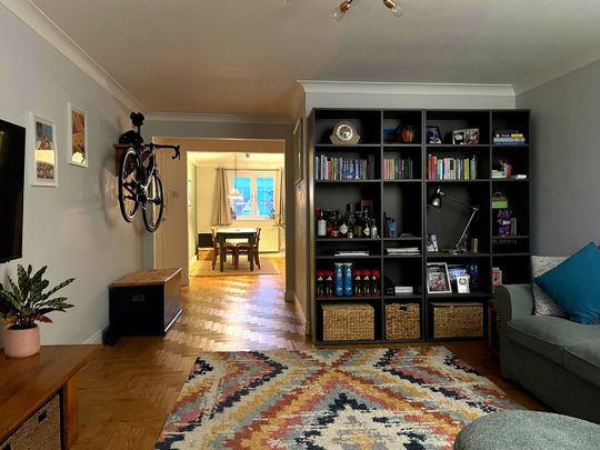 2 Bed Flat, Shadwell Lane, LS17 - Photo 1