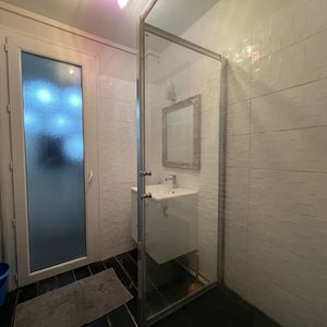 Location Maison 1 pièce 56m² RENNES 35200 - Photo 2