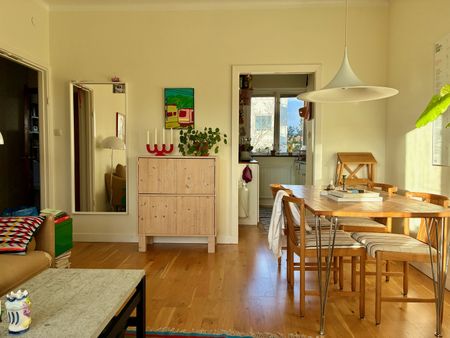 Valborgsmässovägen, Hägersten - Photo 2