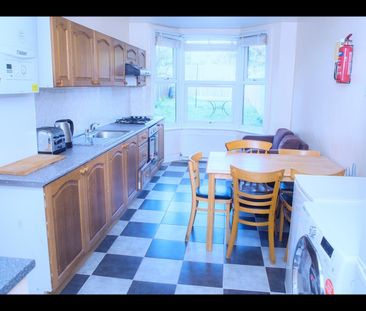 Room in a Shared House, Fairfax Road, N8 - Photo 5