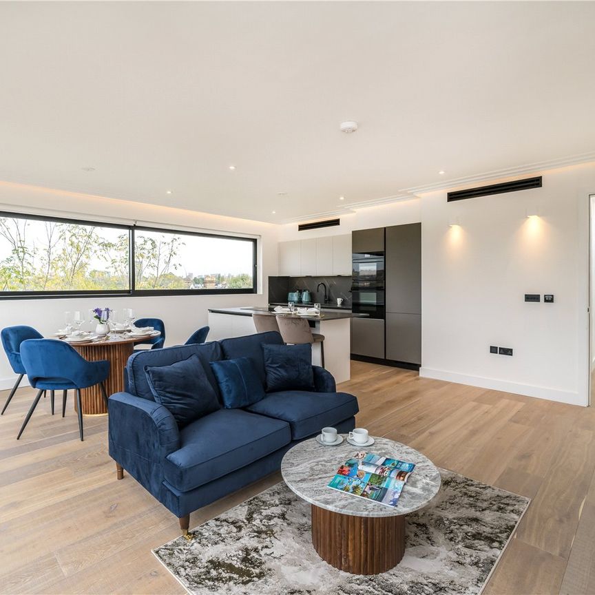 Brewster Gardens, North Kensington, W10, London - Photo 1