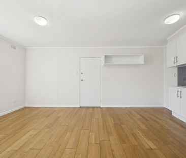 2/78 Hicks Street, Red Hill ACT 2603 - Apartment For Rent | Domain - Photo 2