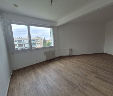 Location Appartement 75m² VALENCIENNES 59300 - Photo 2