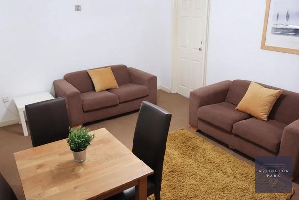 4 bedroom private hall to rent - Photo 1