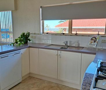 Spacious Family Home with Views and Multiple Living Areas at Royal ... - Photo 6