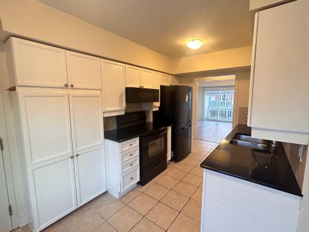 For Lease - 600 Shoreline Drive Unit# 2, Mississauga, Ontario - Photo 5