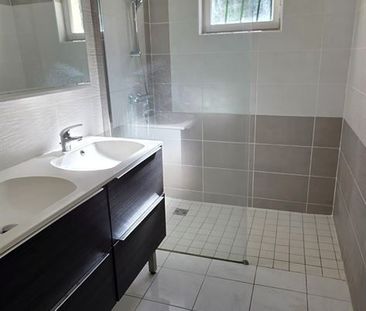 LE PECQ - Le Vesinet maison de 86 m² - 6 pièces - 3 chambres - 1 sa... - Photo 4