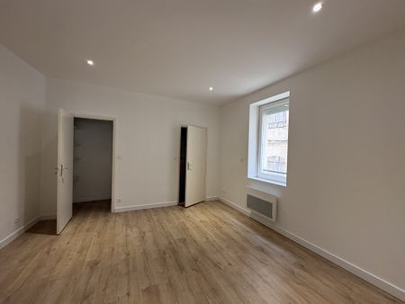 Location Appartement 2 pièces 46m² CASTELNAUDARY 11400 - Photo 5