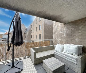 Recent en centraal gelegen app. met 2 slaapkamers, terras en autost... - Foto 2