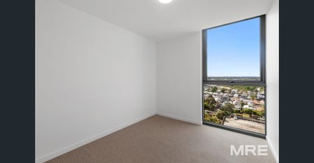 Luxury living awaits - Photo 2