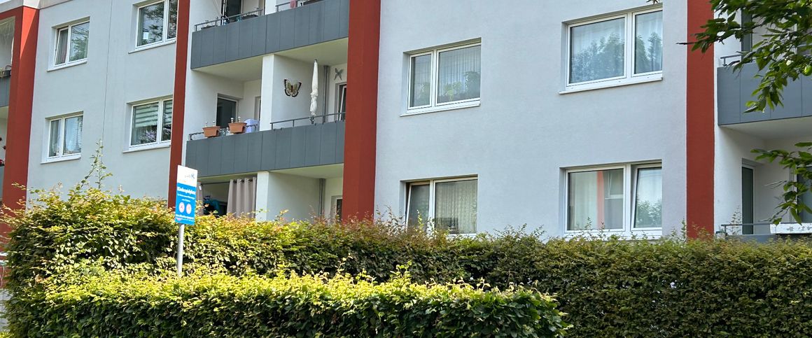 Gemütliche 3-Zi-Wohnung in Travennähe mit guter Autobahnanbindung. - 23569 Lübeck - Photo 1