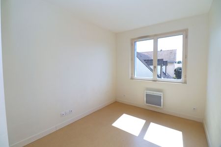 Apartment - Photo 4