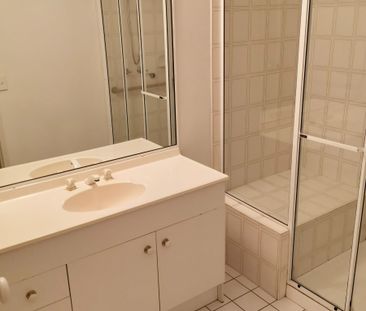 $650 per week - Photo 5