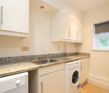 5 bedroom detached house to rent - Photo 6