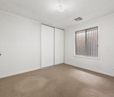 Freshly Refurbished & Ready to Go! - Photo 3