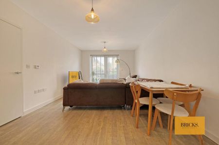 2 bedroom apartment to rent - Photo 3