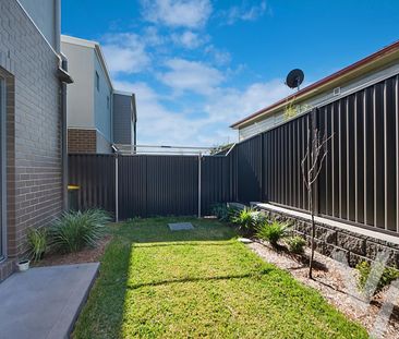 2/25 Queens Road, New Lambton NSW 2305 - House For Rent | Domain - Photo 4