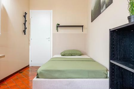 Via Eugenio Donadoni, Milan, Lombardy 20151 - Photo 5