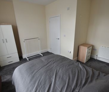 Church Street, Little Lever, Bolton - Photo 4