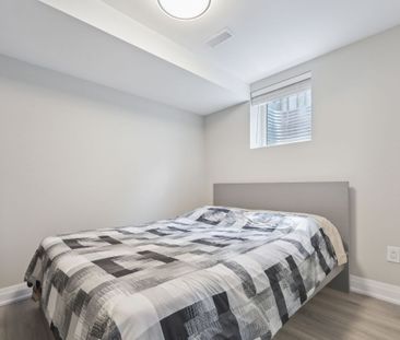 For Lease - 1151 Lindsay Drive, Oakville, Ontario - Photo 3