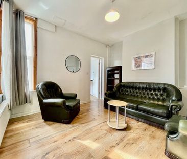 Room in a Shared House, Nottingham, NG7 - Photo 3