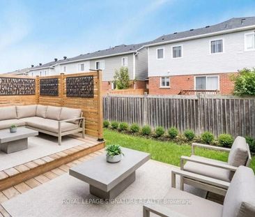 37 Succession Crescent town house — Barrie, ON (3-Bedroom) - 3 Bedroom - Photo 5