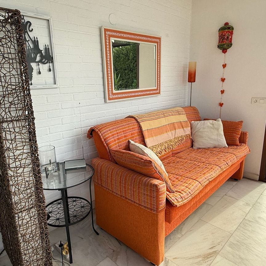 Detached Villa in La Capellania - Photo 1