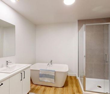 3 CH - 1 SDB - Québec - $1,900 /mo - Photo 3