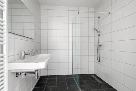 Te huur: Friesestraatweg 225 17 - Photo 2