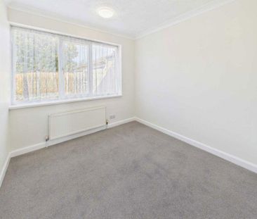 2 bedroom bungalow to rent - Photo 1