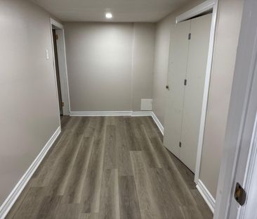 For Lease - 39 Upper Canada Court Unit# Bsmt, Halton Hills, Ontario - Photo 4