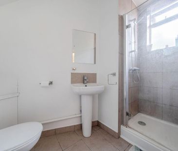 1 bedroom ground floor flat to rent - Photo 5